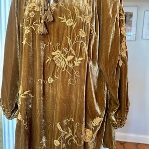 Johnny Was Brown Velvet Tunic with Floral Embroidery